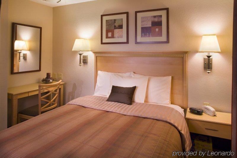 Candlewood Suites Lakewood, An Ihg Hotel Номер фото